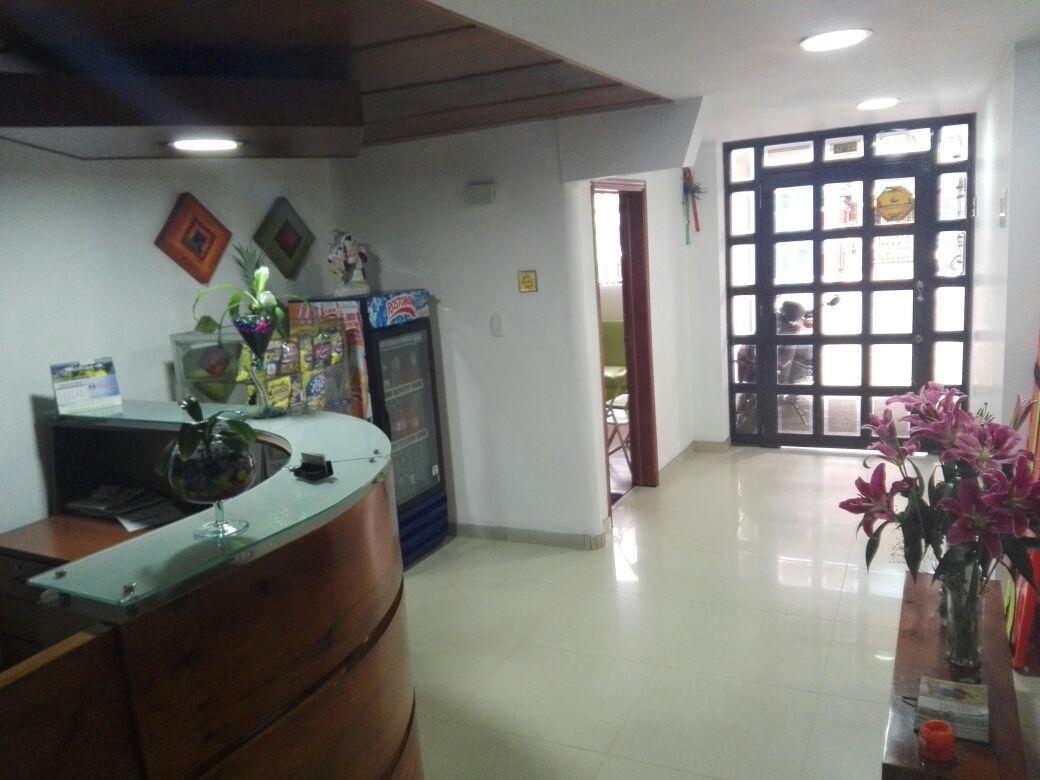 בוגוטה Hotel Las Palmas Fontibon מראה חיצוני תמונה